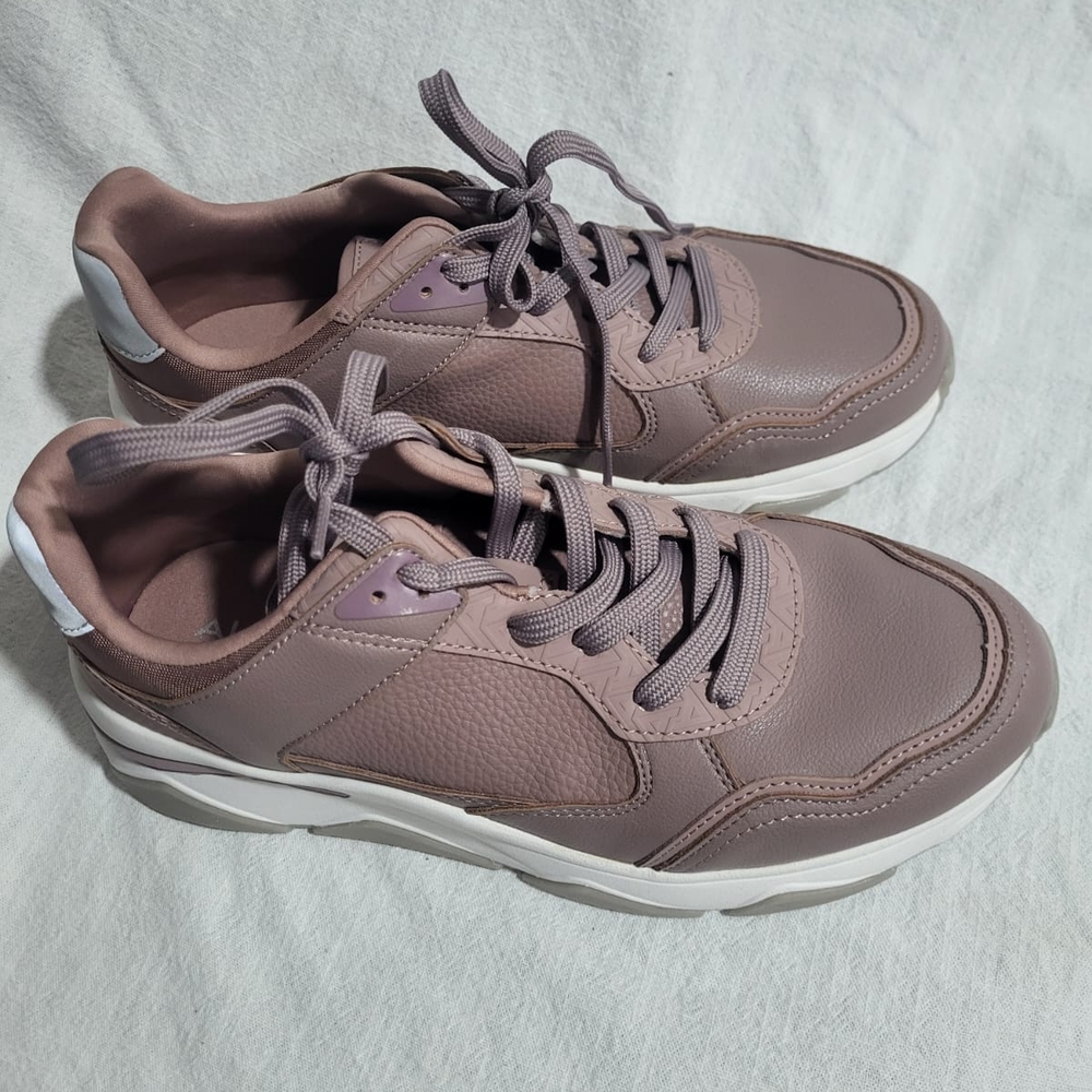 Aldo Kyanite Modern Light Purple Sneakers with Leather-Like Finish